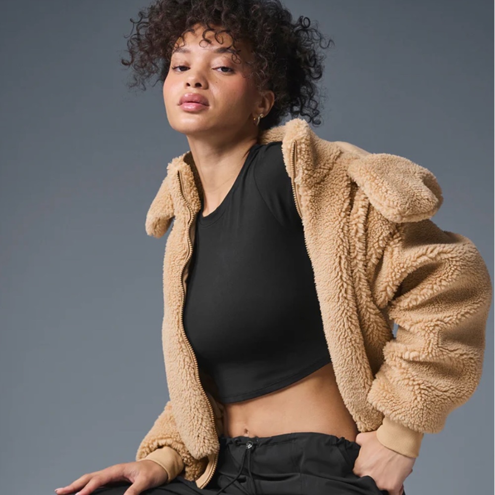 Alo Yoga Foxy Sherpa Jacket - Camel Size S